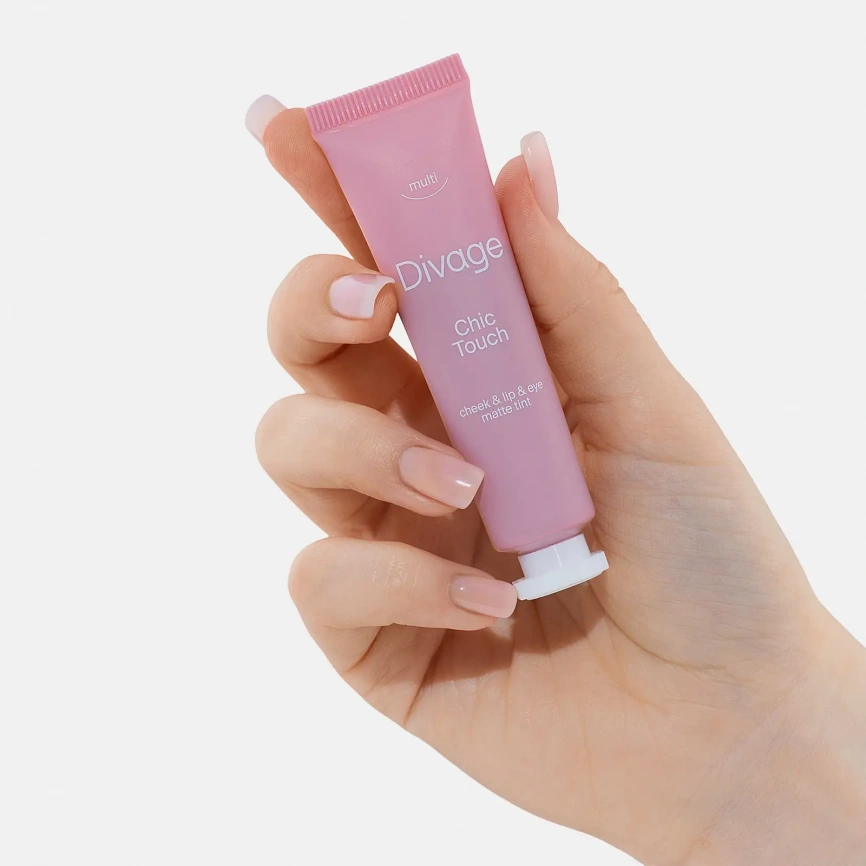 Тинт для лица Divage Chic Touch матовый тон 01 фото 2